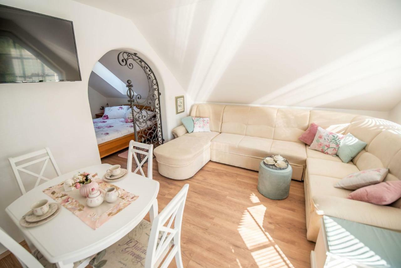 Apartmaji Urska Laško Екстериор снимка