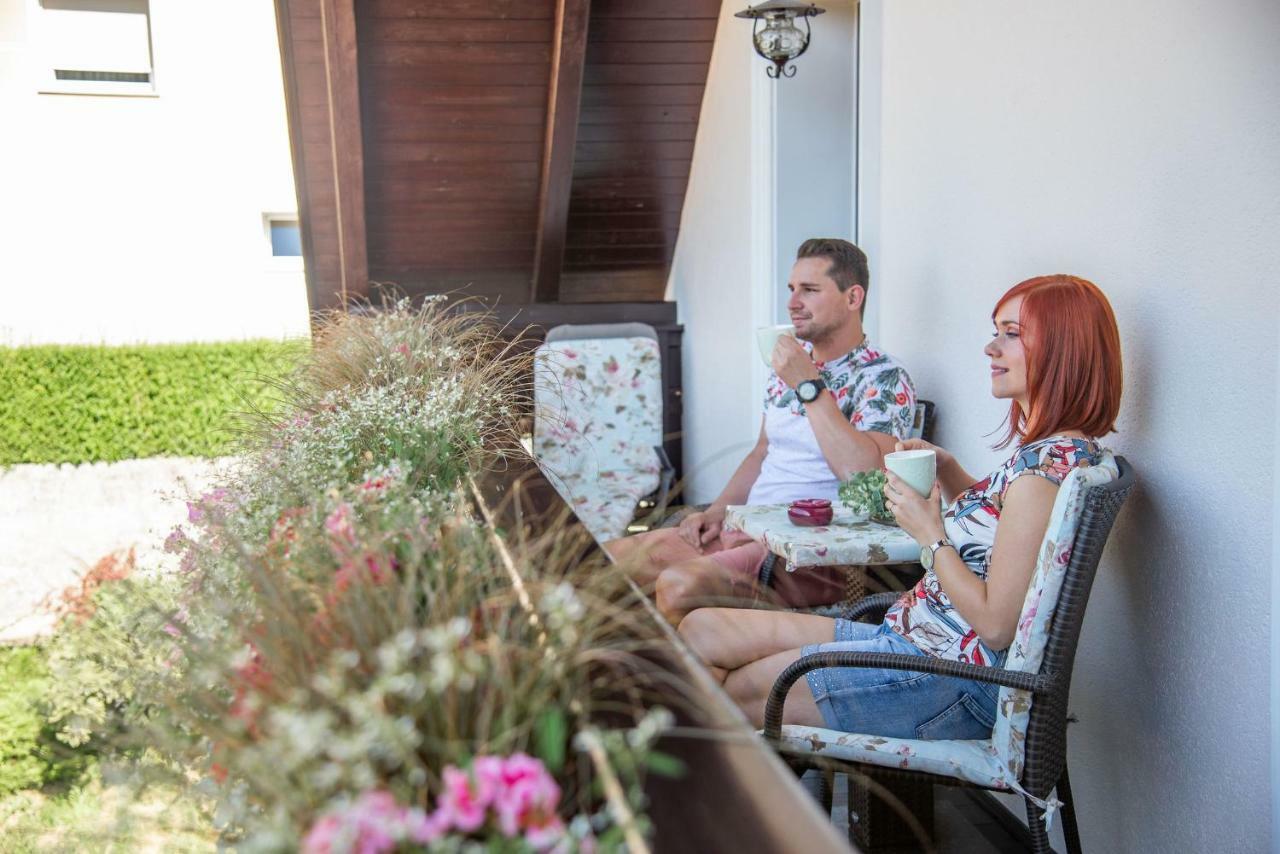 Apartmaji Urska Laško Екстериор снимка